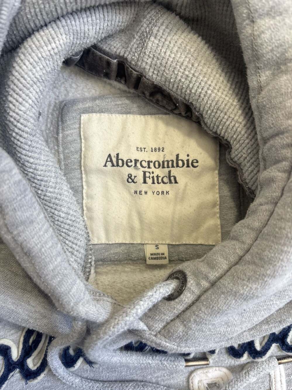 Abercrombie & Fitch Women's Heather Grey Y2K Logo Hoodie Size S - Picture 3 of 6